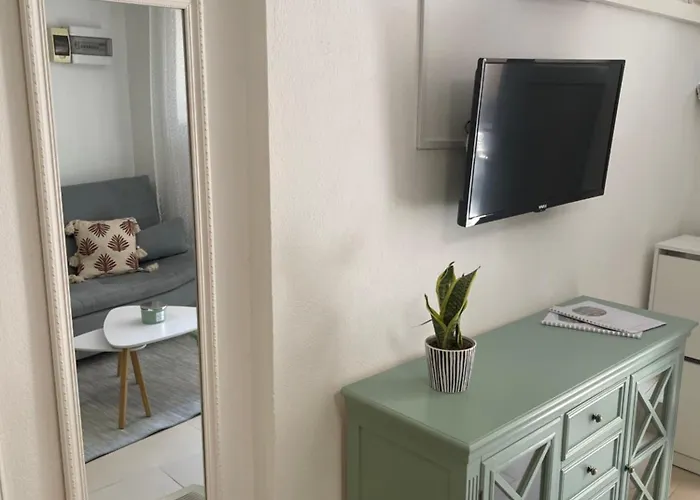 Capon - Just A Few Steps From The Sea! * 巴卡尔