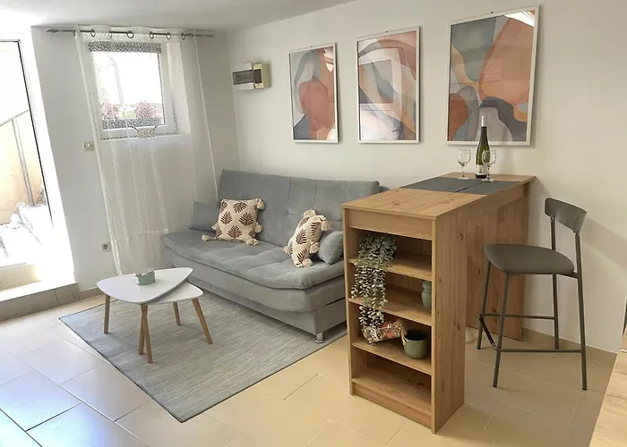 公寓 Capon - Just A Few Steps From The Sea!