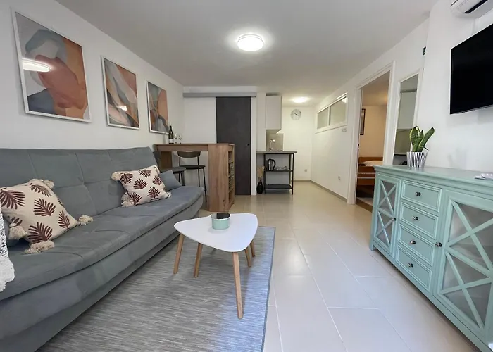 公寓 Capon - Just A Few Steps From The Sea! *